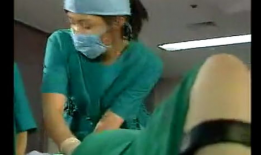 生孩子压肚子视频,跟着视频轻松练习